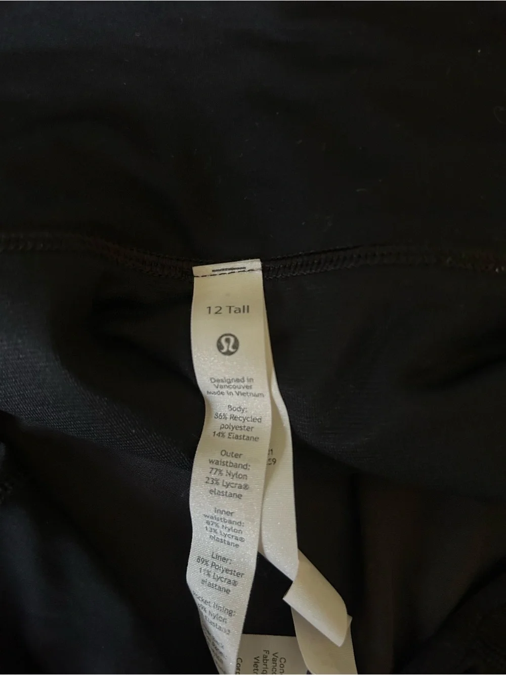 lululemon athletica tie tap